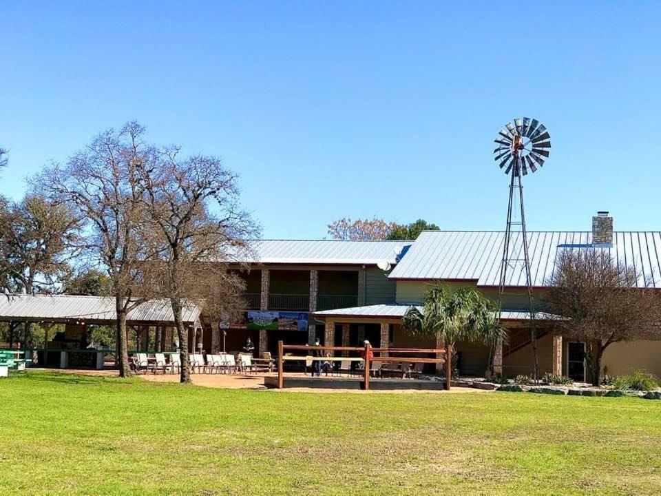 Station touristique Flying L Ranch & Golf Course Bandera