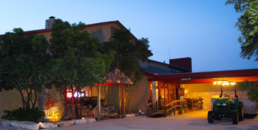 Flying L Ranch & Golf Course Bandera